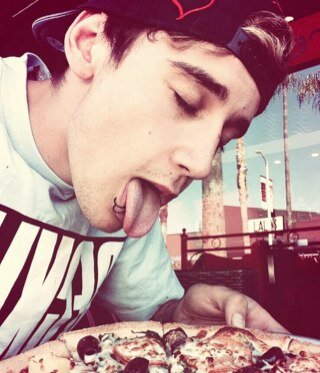 LovingJanospy's profile picture. Here to always support the Janoskians. They mean everything to me. I'm Luke, Jai, James, Beau, and Daniel's slu+ • 0/5 :( • I'm a sassy bitch aka a Luke's Girl