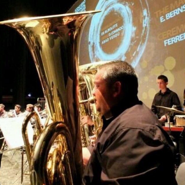 pepeyom_g's profile picture. Tuba, Bajo Electrico, Producccion musical, Sonido.