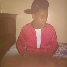 Youngg_Hitta Follow Me I'll Follow Back #FREEANTHOOD #RipBoo #RipMikey #RipFrog #MoneyMOBShit #AetnaThang #TeamSmoke1