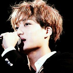 ผมก็แค่อีกบอทของคิมจงอินน่ะครับ . _ . ( ๒๙.๐๙.๕๖ )