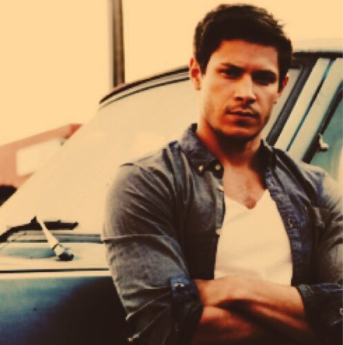Protector of La Push. You wouldn't want to mess with me. | #Twilight 21+ RP|