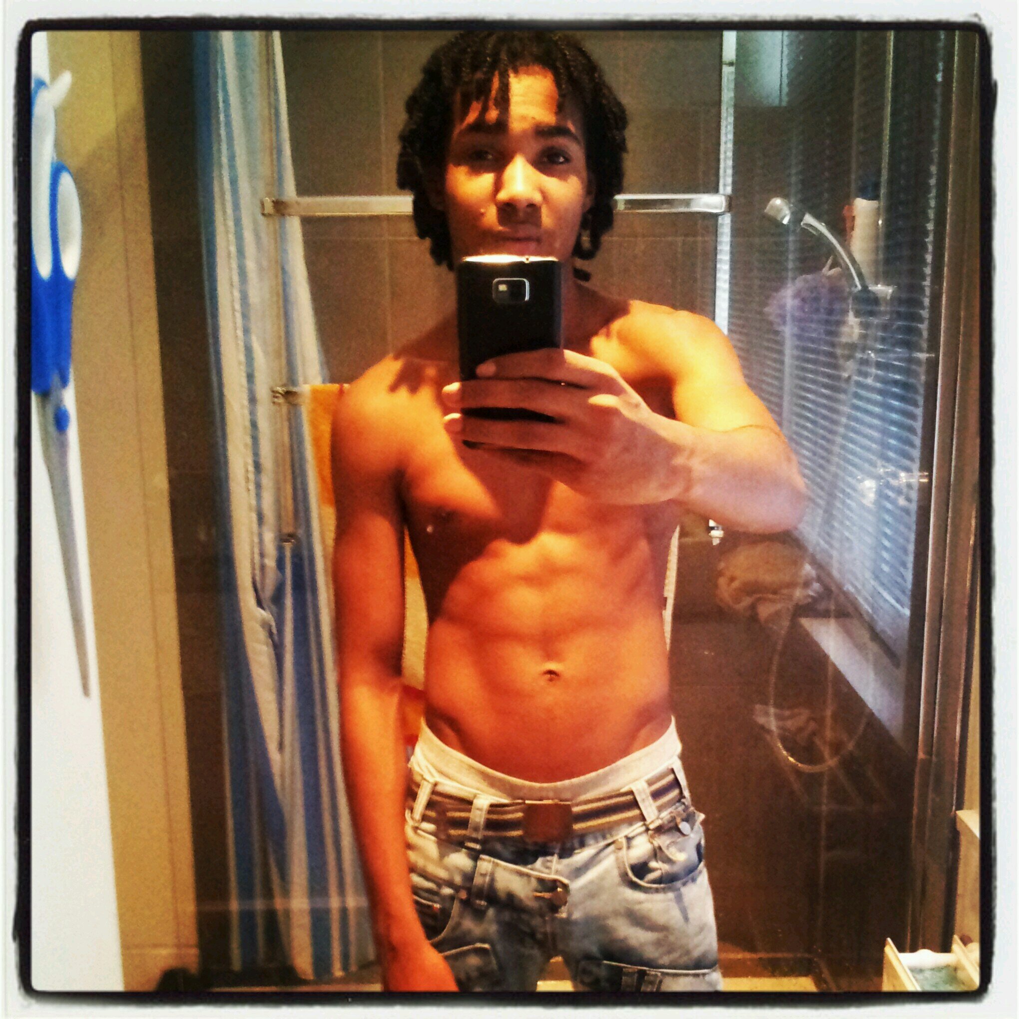 virgel73's profile picture. Instagram:@tjiele_virgel