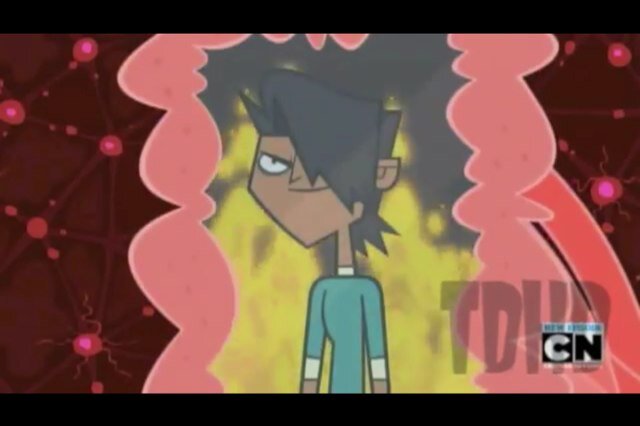 I am Mal i have taken over mikes mind again hopefully this time i can cause more trouble i ran Duncan's juvie when i was in juvie