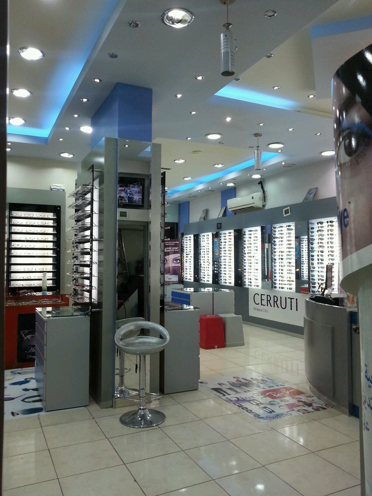 Facebook:Deer Eyes. Instagram:DeerEyesOptical .Snap:btdopt.kik:deer eyes optical. 0138941051