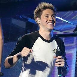 I'm very outgoing and I like to advise my friends when they feel bad.. And I like One Direction *-*