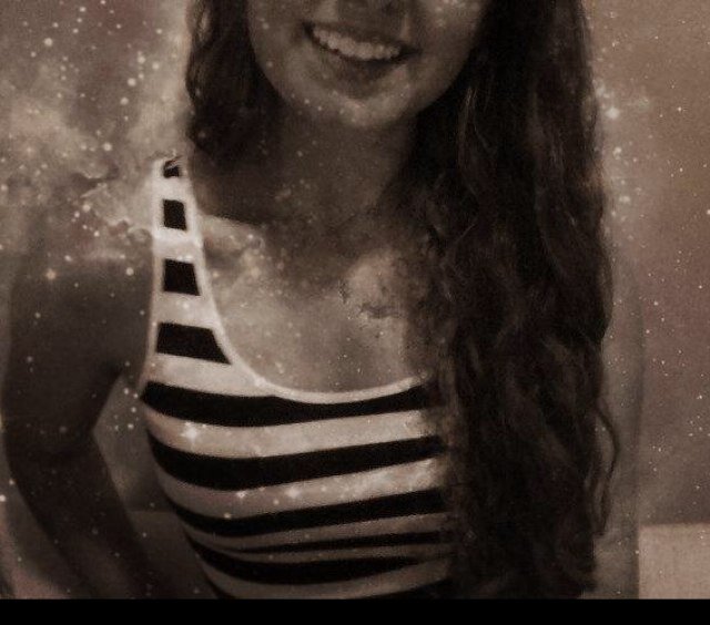 Still undecided on wtf to put in my bio about myself  | Avi is me | ♡
