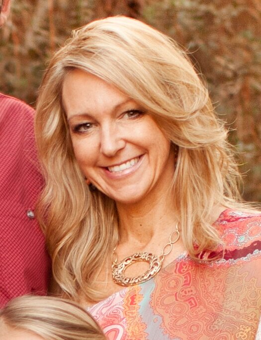 Owner of Australian Super Tans franchise. Married to Wade Boudoin for 25 years. Mom to 3 beautiful girls.