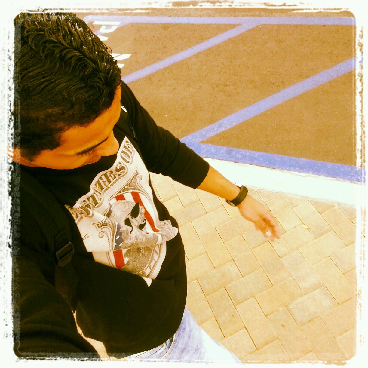 student at CSUN, basketball player , , instagram : @anajdi_2020