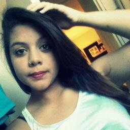 mee vi tãao feliz um amoor qe pra era sonho ..(♪