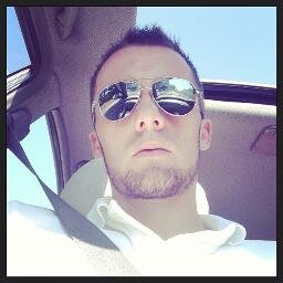 Tony -
23 ans -
Français -
Vivant à Malte -
Marketing Internet -
Blablateur de Conneries -