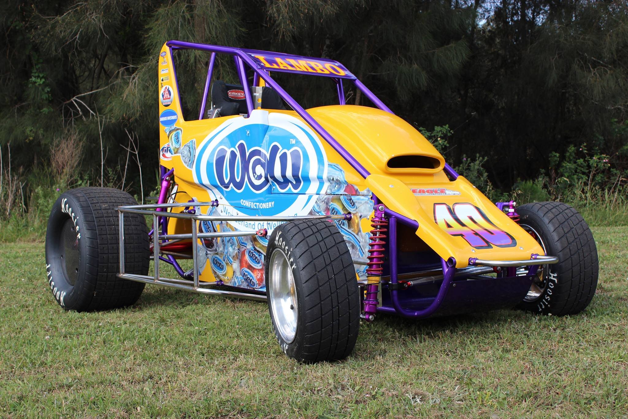 Welcome to Dave Lambert Racing.
From Wollongong Australia, Dave Lambert is the pilot of the WOW Confectionery, Toyota powered Eagle #40 Speedcar.