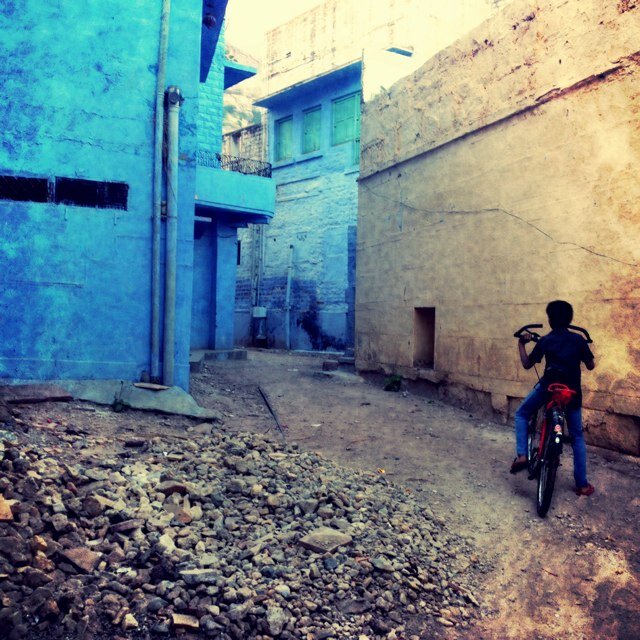 slowfire76's profile picture. 140 characters live inside me; on any given day and you ask. To capture them like prisoners; so you could bring them to task?