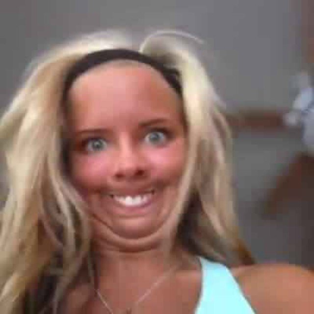 Tweeting things that make me gag since November 3, 2013. Gagging at u nd ur basicness