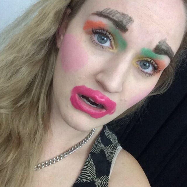 shelbleftnostil's profile picture. 