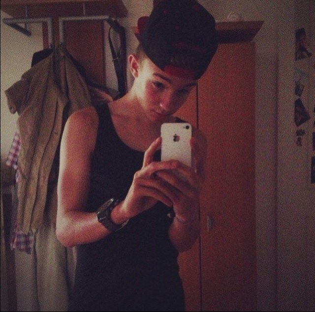 • Vienna | 14 years 
• Boybelieber 
• Kik/snapchat/instagram: valixliebetreu 
• Fuck the Haters ⛔️