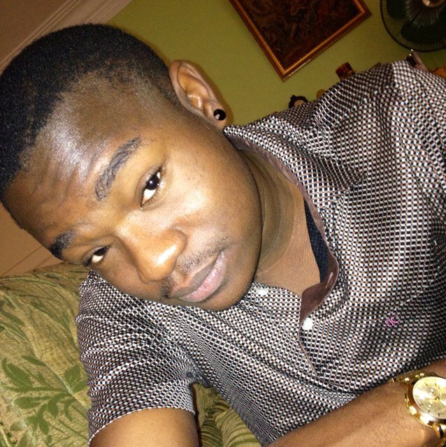 Young, talented, traveler,song writer #Teamsagi kik: Etimomi, instagram @etimomi ✈# shonlarin