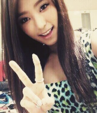 ` ↷ ✩ — vrp @paperheartsrp ┊ yoon bora of sistar ┊ 013090 ┊ hyorin, soyou & dasom. we are the b-e-s-t sistar ┊ kwon jiyong's — 082513. ♡