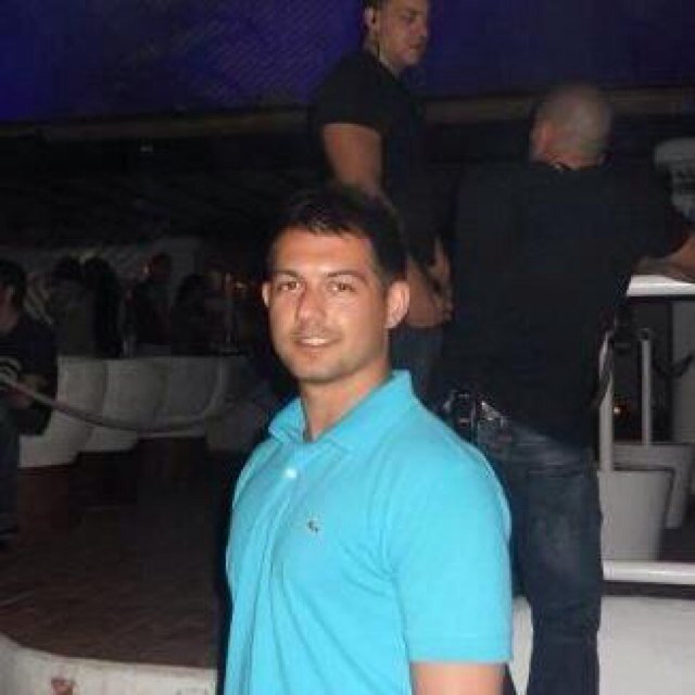 Aspiring DJ - Fitness instructor at Bannantynes. Love a Laff and to have a quality time! Love life!!