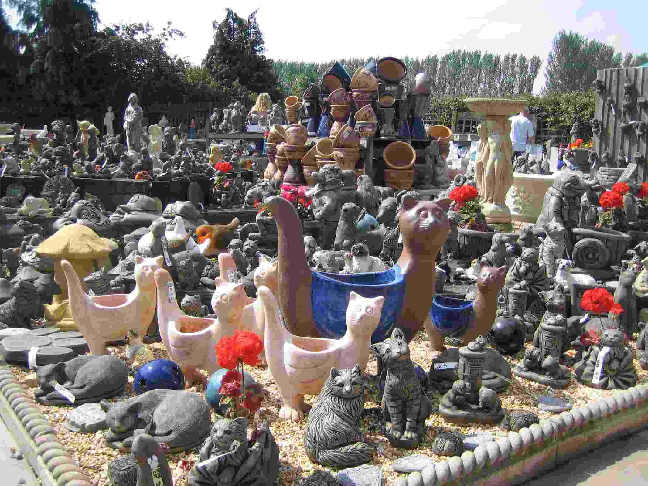 http://t.co/juZZC48267     Stone garden ornaments, Statues, Paving,Benches,Tables,Memorial,Humor and much more