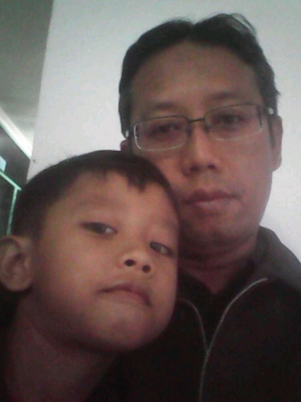 safrilsatu's profile picture. 