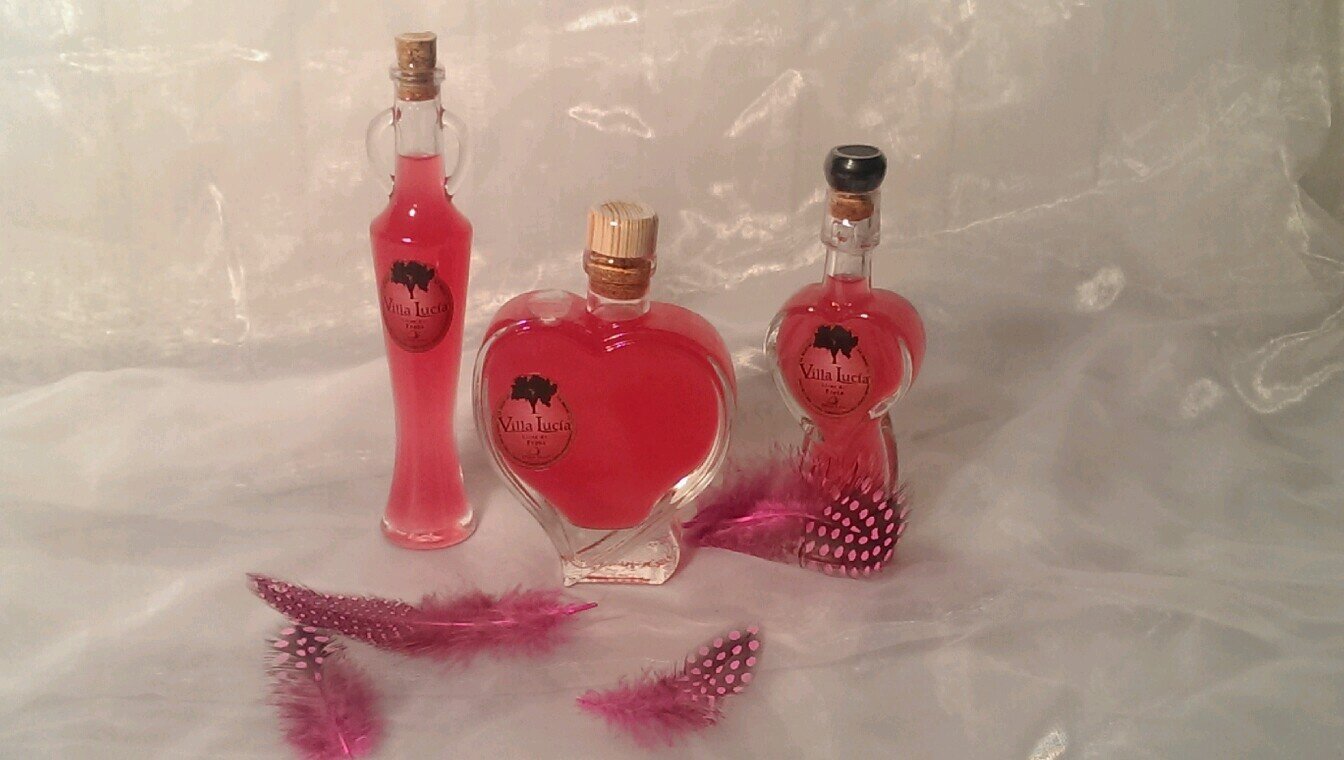 Productos Artesanos de nuestra Tierra. Orujos Tradicionales. Aceites Ecológicos..... Productos con Tradición y Alma