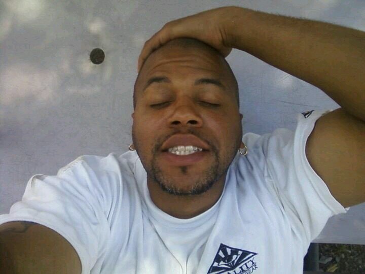 singer/ writer/ actor/ comedian 
Down tha Lane Ent
motto: GET RIGHT, STAY RIGHT