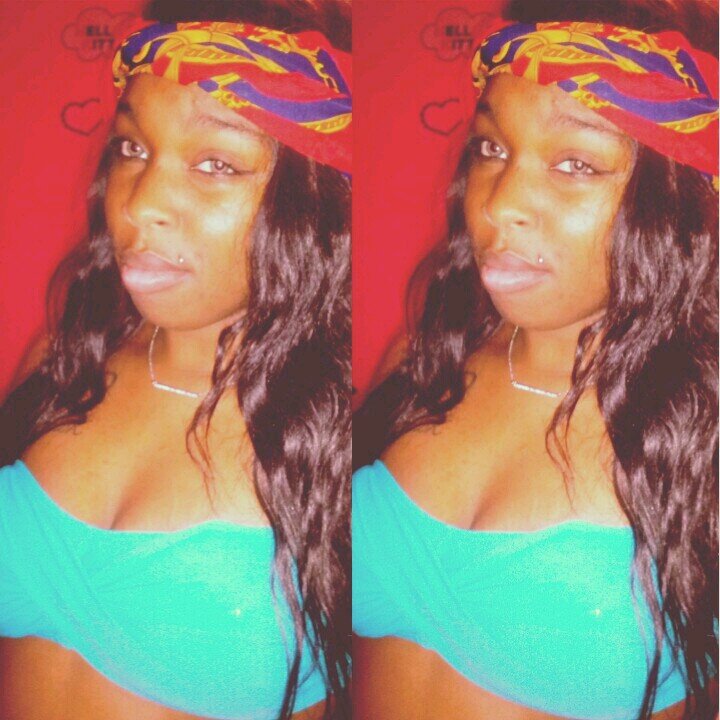 Kik  ' adoreREESE IG  ' _pinklipstickstains