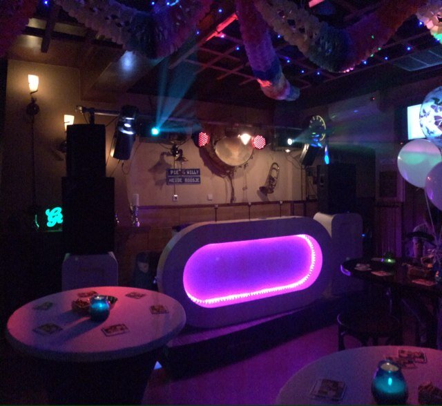 *DJ-D&D* voor al uw feestjes en partijen! Zoekt u een goedkope DJ's voor het feest helemaal aftemaken? Laat het weten! #booking, dj.d.d@hotmail.com ,06-30851942