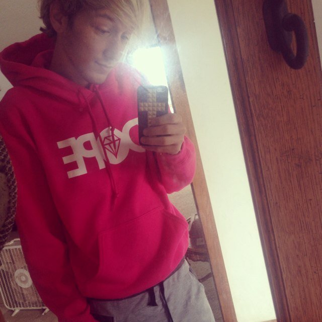 Porns my past helping kids and ppl is in my future. Time to get my ged and go to college! Ps 20 years old (;