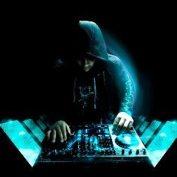 Sesion llena de buena music compuesta por el DJ y productor musical @CasteOficial Contrataciones: 627107581 (@OficialFemenias)