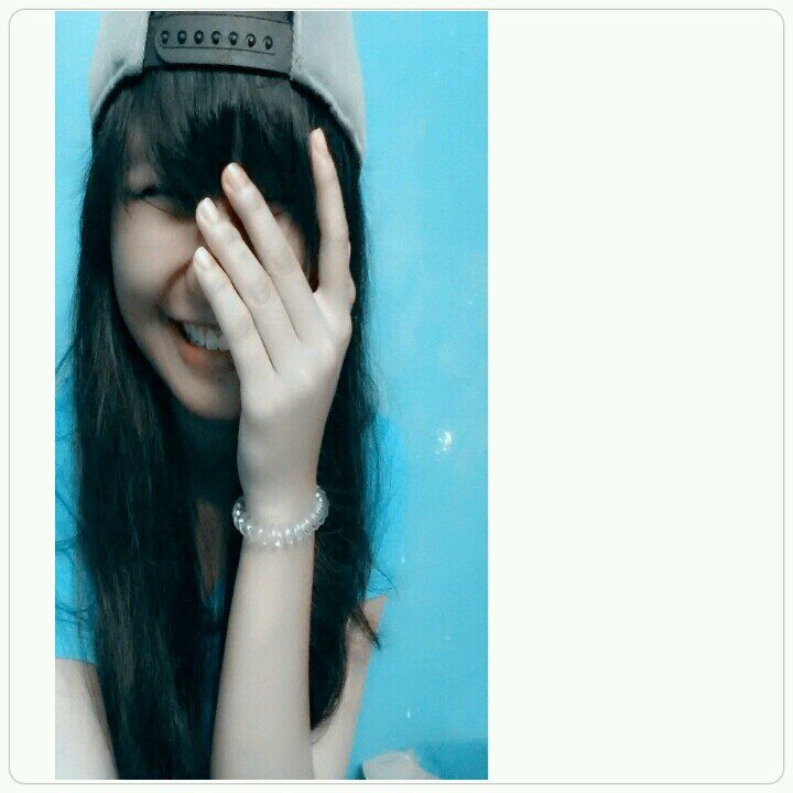 Hi guys. This my new Twitter, Twitter lama kena hack @naaaaaanx .you follow me, i WILL follow you back :D