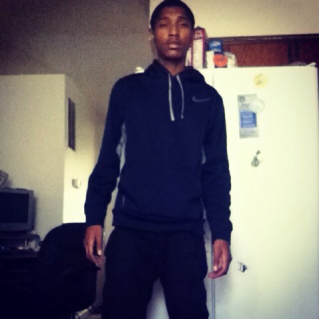 Moe_posey's profile picture. 