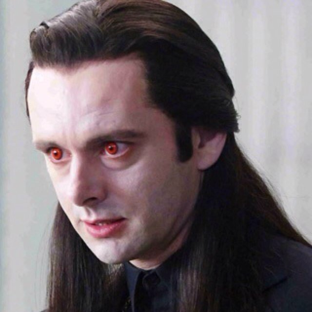 I, along with my brothers Marcus and Caius rule the vampire world, enforcing our laws. My wife, @Mia_Dolce is my eternity. Jailed account for @RulerOfAll_