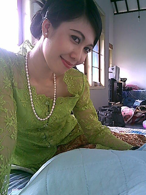 Souvenirs dan undangan unik | mnyediakan alat2 pesta, dekorasi, rias pengantin&catering |  #more info : 085721604044 PIN : 274F736E