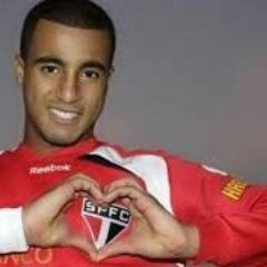 Lucas Moura Melhor Do Mundo https://t.co/nBQyj8DQaE curtam nossa pagina