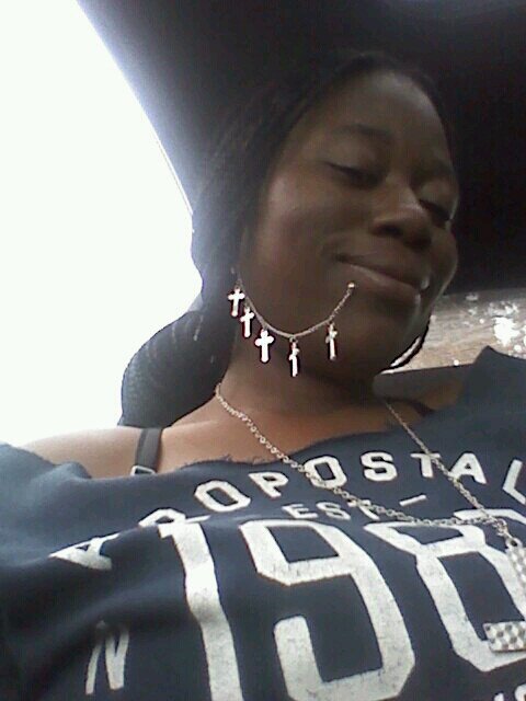 love to smoke drink macc nd have fun