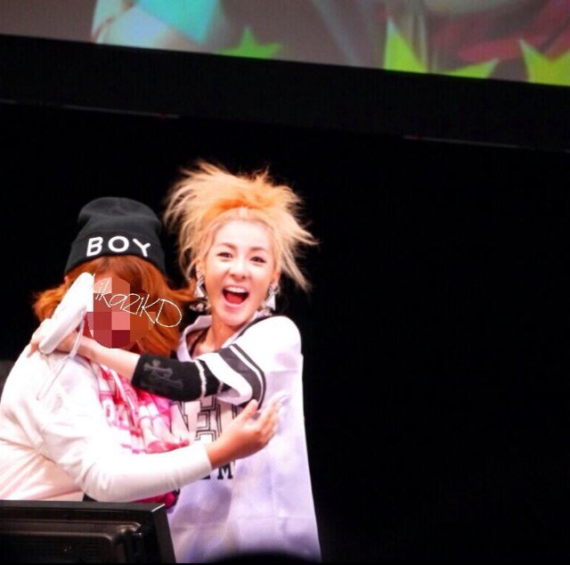 Welcome to the world of smile☺ (real @krungy21 ) ałl in fav. อยากให้ฟอลก็ทักมานะก้ะ เฉพาะคนที่ฟอลแบคนะ-.- ตูดุ่ง!