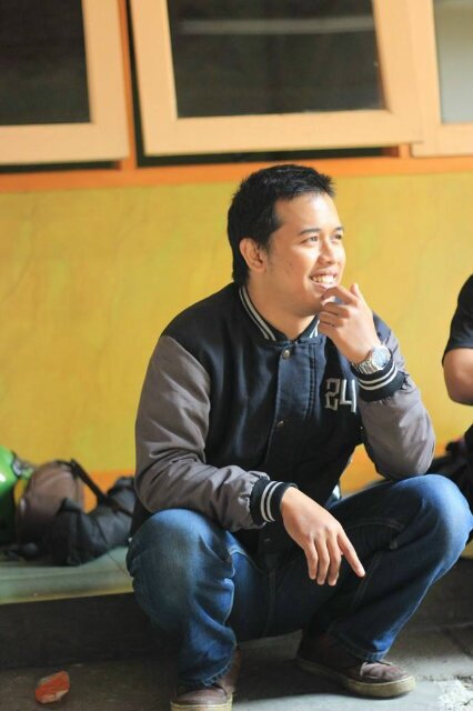 Costume Custom - The gooners - Penikmat kiacauan Prof. Rocky Gerung