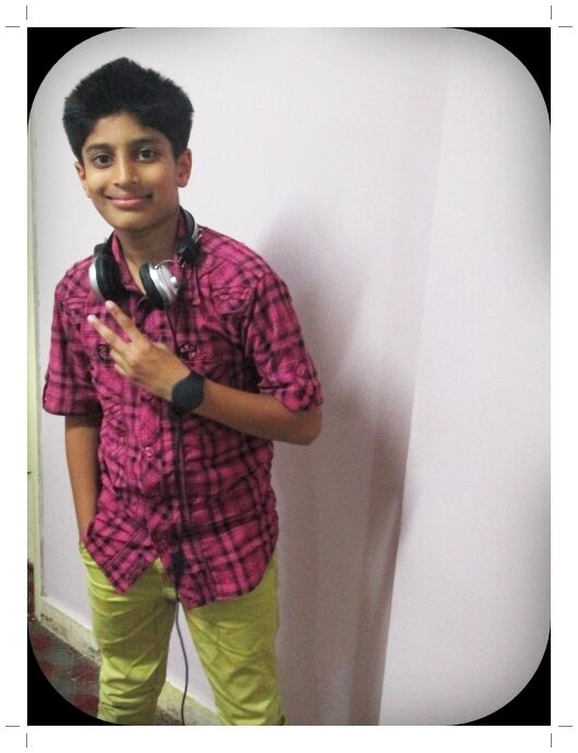 ashnadameerrvv's profile picture. I AM COOL.... JST FOLLOW ME GUYS...