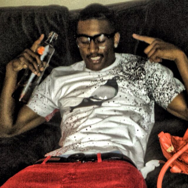 instagram - @2solid2fold7