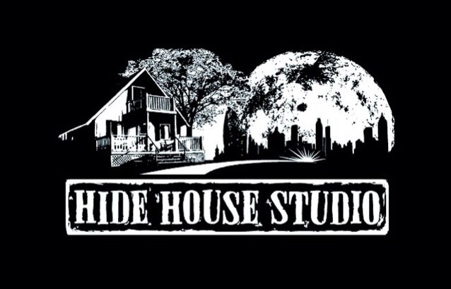 過去豊橋市に存在したReggae&HIPHOPの仲間達による共同運営スタジオ。現在はスタジオはなく主に音楽や東海地方、管理人のアンテナが受信した情報をRTイイネするだけのアカです。