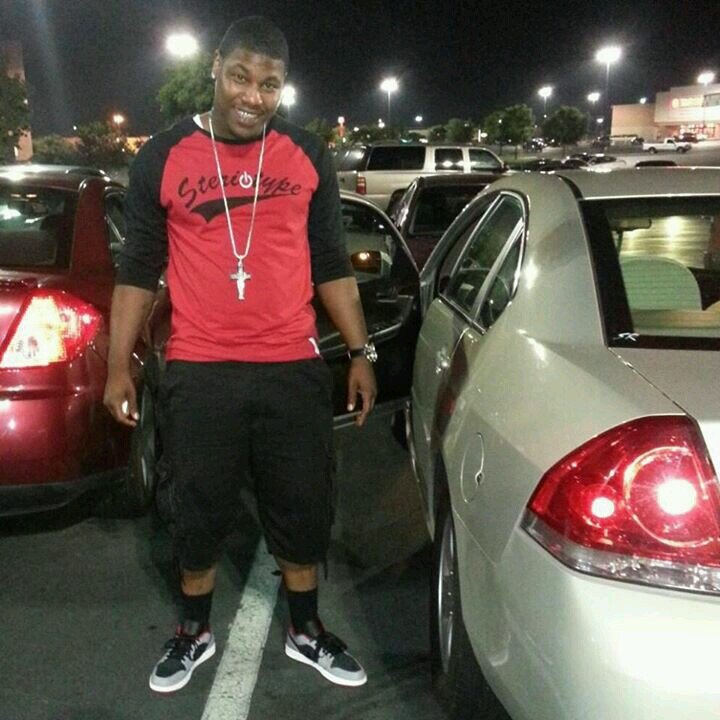 I put GOD first no matter what i do in life i love my son and love making money yo support us both