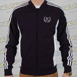 Div.Produksi:T-Shirt Cotton Combed | Polo | Raglan | Jaket | Sweater | Rompi | Jersey | Sablon Hard Rubber |
contact : 29F4D2C7 | 089608460346 |