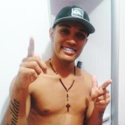 Amante do dinheiro e do perigo , mal exemplo a ser seguido ♪ ‏
