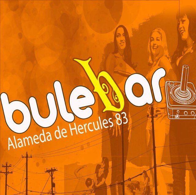 Cafés, té, copas, ciencia y terraza. Alameda de Hércules, 83. Lunes a jueves de 16:00-2:00; viernes de 14:00-3:00; sábado de 12:00 -3:00 y domingos de 12 a 2:00