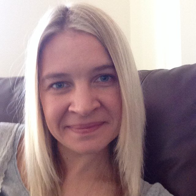 Miss_Dotty_Gale's profile picture. Social media writer by day, blogger by night. Mummy to Tom. Reader, runner, chatterer, procrastinator. Scot in London. Coffee, karaoke & West Wing enthusiast.