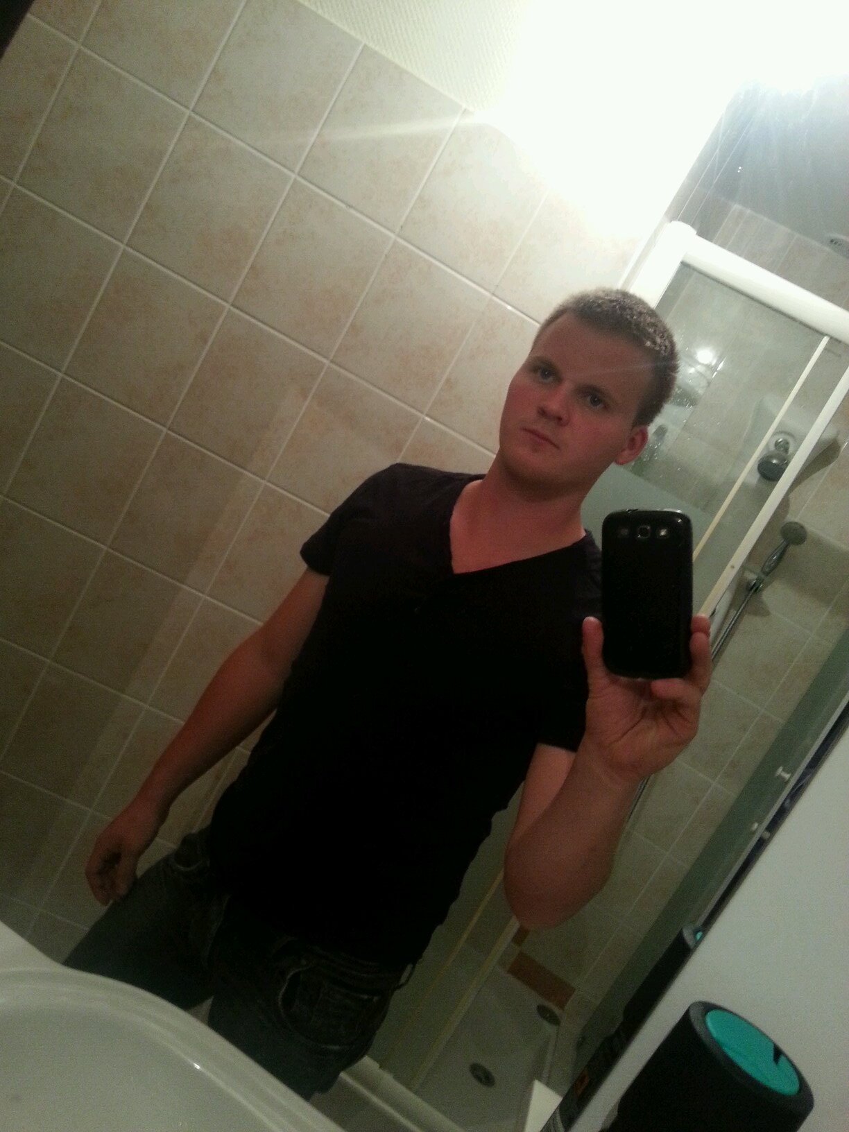 FelixPfeifer's profile picture. Content Creator | Crypto Obsessed | Web3 | X Growth | Community building | Meaningful connections | Investor |