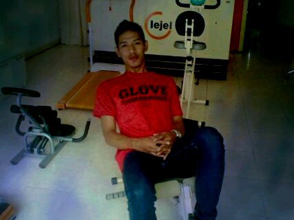 ryandgoxge@yahoo.co.id
Banyak Harta tak ternilai dng banyaknya tetang kehidupan...Besarnya dunia tak bernilai dng pengalaman yg ada.(@_@)