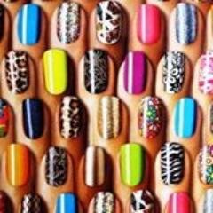 L'art de décorer les ongles. Faites de vos mains un bijoux que vous pourrez assortir à votre tenue et votre maquillage #nailart