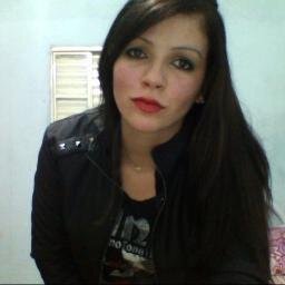 Sou louca pois o mundo não merece minha lucides!!!!